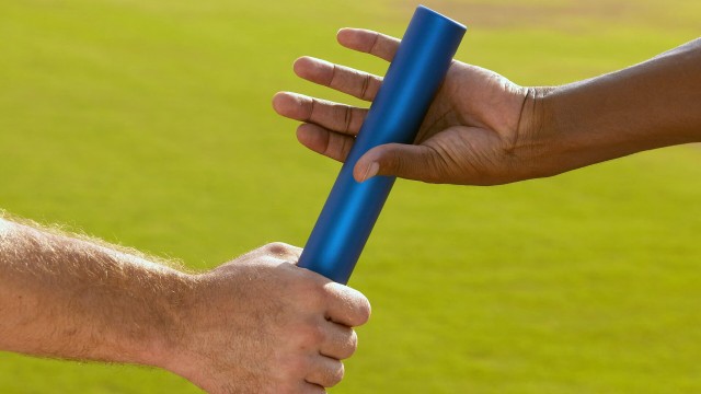 开云官网首页-CS2枪手精准狙击改变局势，cs1.6狙击枪开镜设置